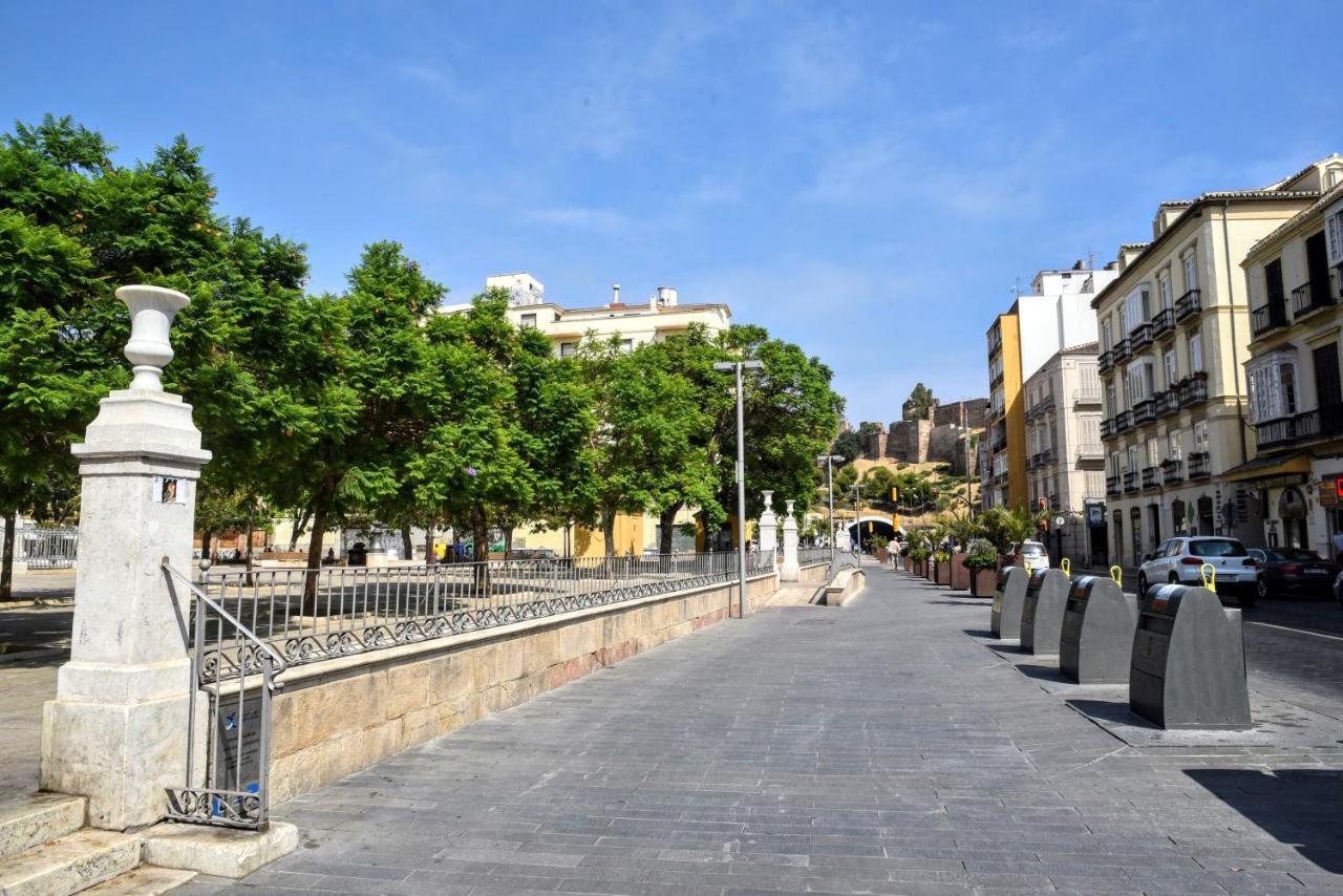 Homely Malaga San Juan De Letran Plaza De La Merced Buitenkant foto